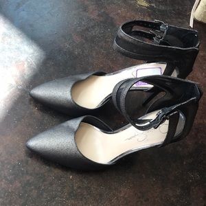 Jessica Simpson heels size 9